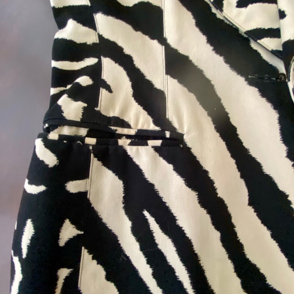 Emanuel Ungaro Cotton 2 Pc Set Zebra Print Blazer Lining Rayon & Skirt Sz 6/40 - Picture 15 of 16